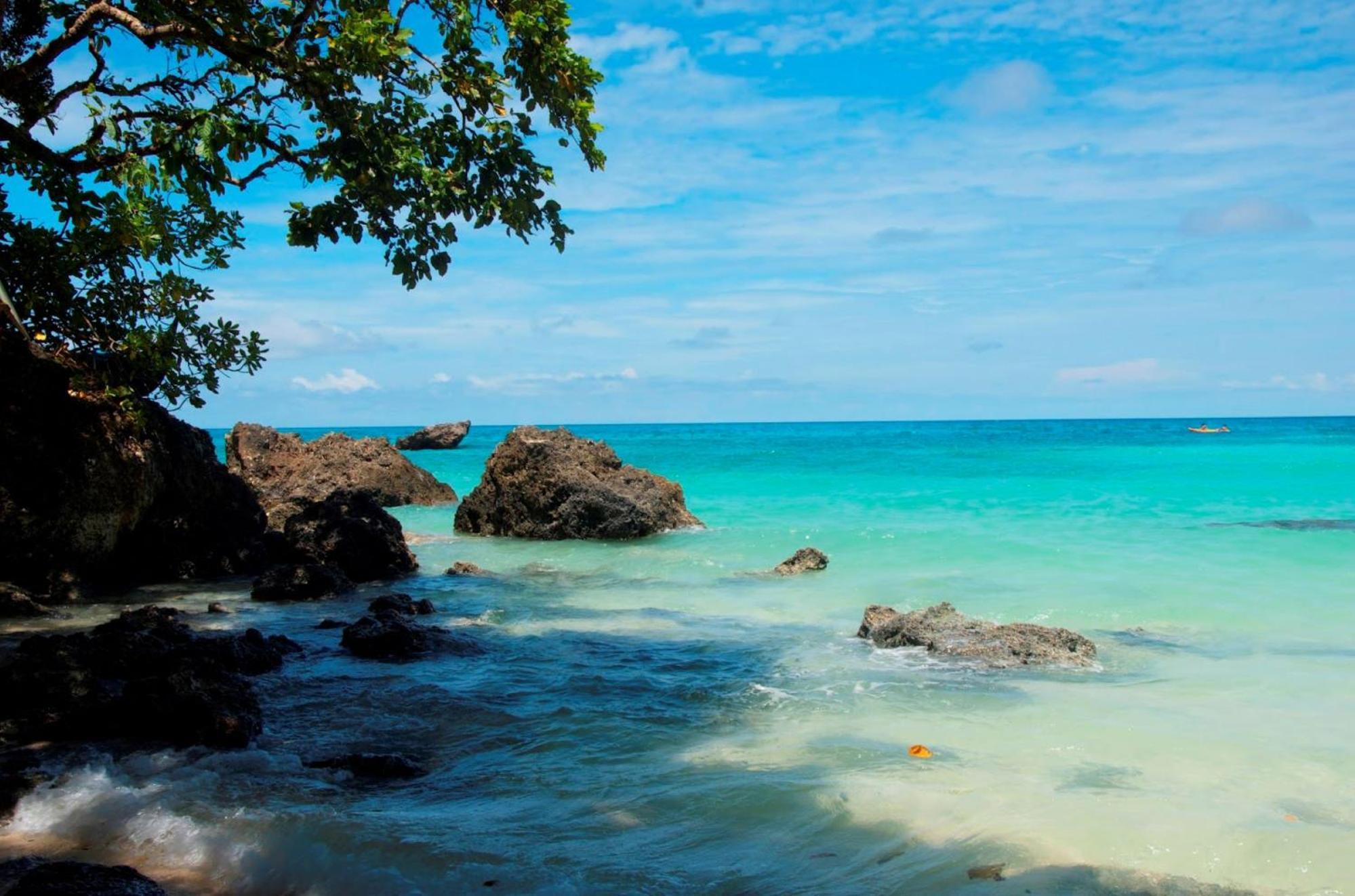 Reddoorz At Lfamili Hotel Boracay Balabag  外观 照片